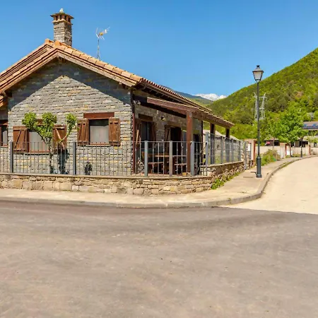 Orós Alpesi faház *