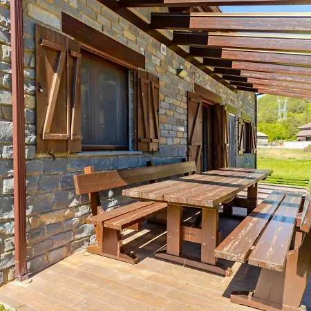 Oros Chalet