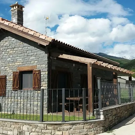 Chalet Oros